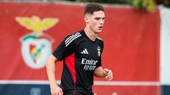 Benfica installed Clausula on Sudakov. It can be a transfer record