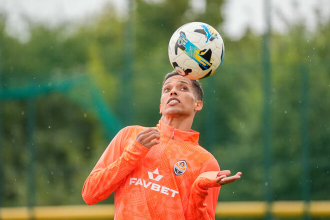 ФОТО. Тренування Шахтаря. Йде підготовка до матчу з Металістом 1925
