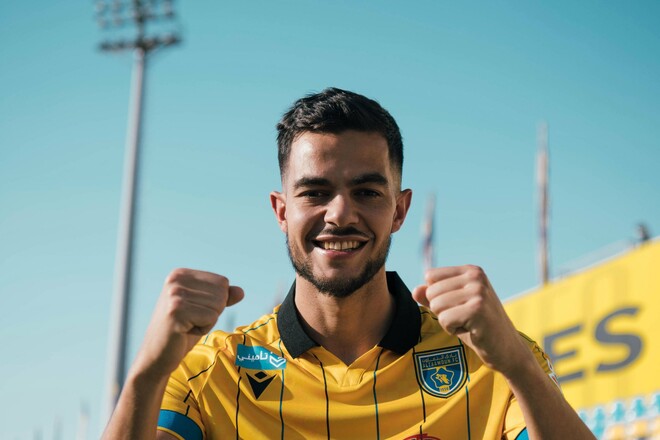 ОФИЦИАЛЬНО. Хавбек Борнмута присоединился к клубу из Саудовской Аравии