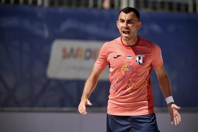 Ключевой игрок сборной не смог уехать из Украины: «Все мы знаем...»