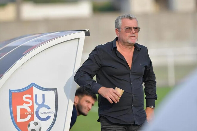 Клуб із Франції вже 31 рік працює з одним тренером, найнятим через газету