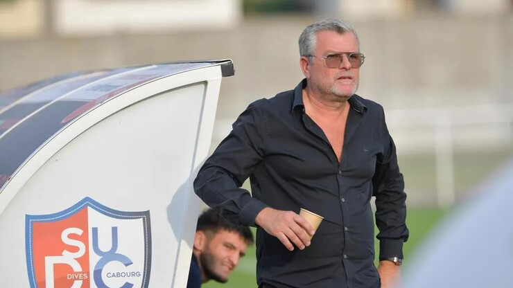 Клуб із Франції вже 31 рік працює з одним тренером, найнятим через газету