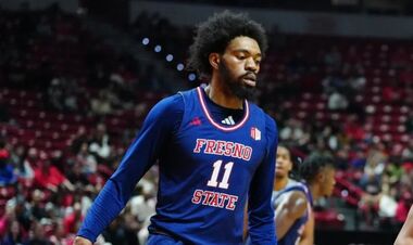 В лиге NCAA пожизненно дисквалифицировали трех игроков за ставки