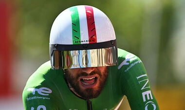 Вуэльта Испании 2025. Индивидуальную разделку выиграл Филиппо Ганна