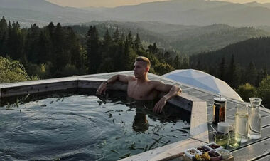 ФОТО. Роскошный отдых футболиста Шахтера в горах. С огненной блондинкой