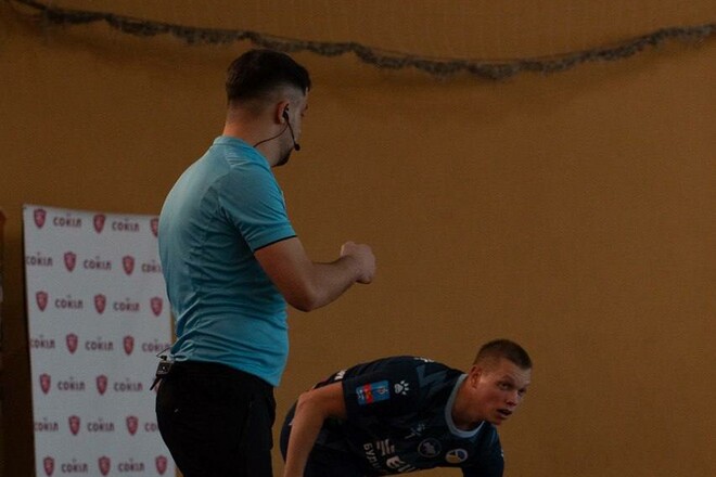 Названы арбитры матчей третьего тура чемпионата Украины по футзалу