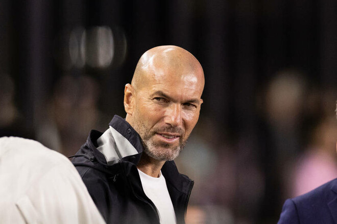 Зинедин Зидан назвал лучшего тренера в истории футбола. Это не Фергюсон