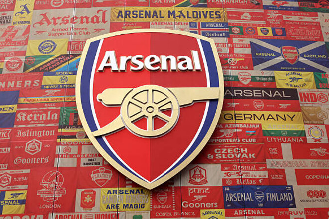 Провальная трансферная стратегия. 12 игроков покинули Арсенал за копейки