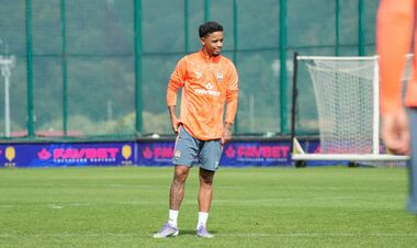 ФОТО. Легионер Шахтера вернулся к тренировкам с командой после травмы