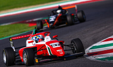 Александр Бондарев в квалификации Евро Ф-4. Смотреть онлайн LIVE