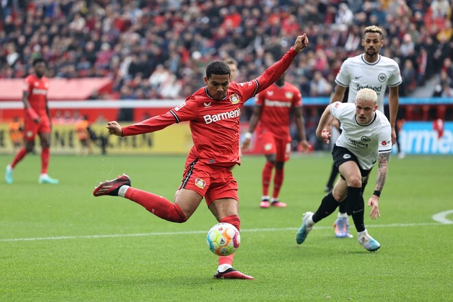 Баєр – Айнтрахт. Дивитися онлайн. LIVE трансляція