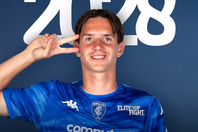 ОФІЦІЙНО. Український нападник продовжив контракт з італійським клубом