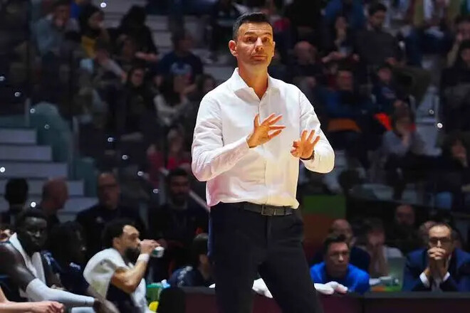 Четвертьфиналист Евробаскета-2025 определился с судьбой главного тренера