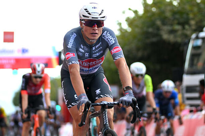 Вуэльта Испании 2025. 19-й этап выиграл Яспер Филипсен