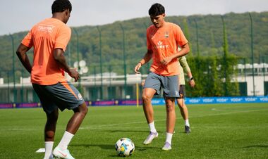 ФОТО. Новачки Шахтаря Ізакі Сілва та Лука Мейрелліш готуються до гри УПЛ