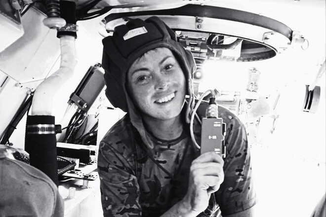 Склоним головы. Симба: отреклась от паспорта рф и воевала за Украину