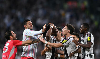 ВИДЕО. Как Ювентус забил Интеру гол на 90+1 минуте в матче Серии А