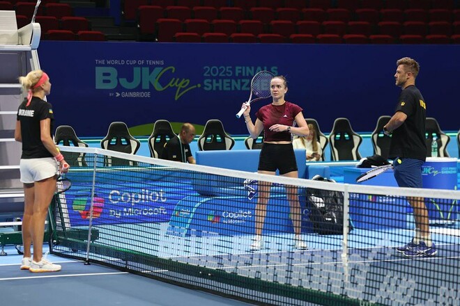 ФОТО. Подготовка к Испании: Свитолина и Надежда Киченок провели тренировку