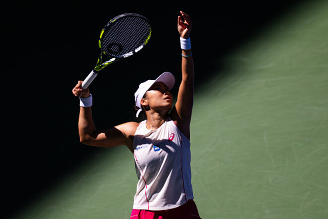 Индонезийская звезда тенниса впервые вышла в полуфинал на уровне Тура