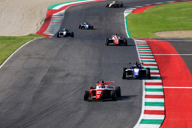 Олександр Бондарев у перегонах Формули-4 Європи. Дивитись онлайн LIVE