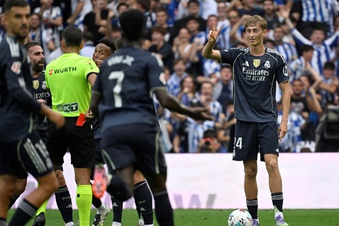 ФОТО. Центральний захисник Реала отримав червону у матчі з Реалом Сосьєдад