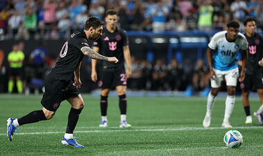 ВІДЕО. Перехитрити не вдалося. Мессі не забив пенальті у ворота Шарлотт