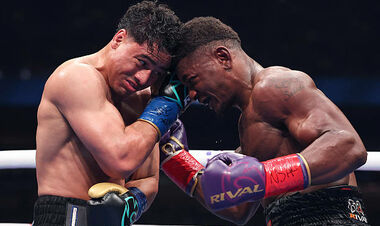 Бой года? Мбилли и Мартинес не сумели определить победителя в Лас-Вегасе