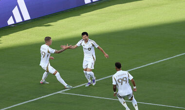 ВИДЕО. Как украинец ассистировал на Сона на 54-й секунде матча MLS