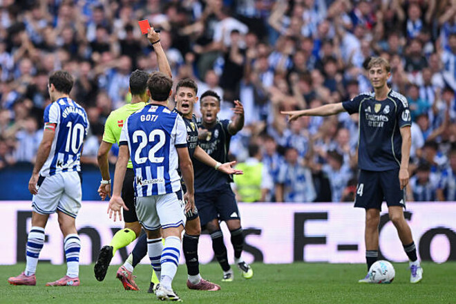 Дин Хейсен получил уже второе удаление в составе Реала