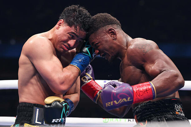 Бой года? Мбилли и Мартинес не сумели определить победителя в Лас-Вегасе