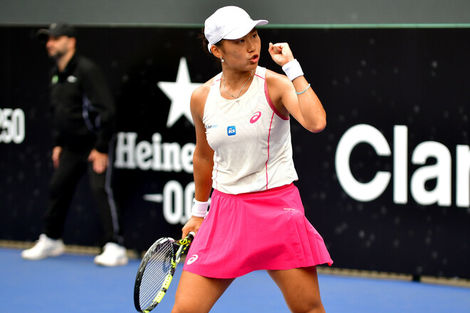 Трофей турніру WTA 250 у Сан-Паулу розіграють 130-та та 214-та ракетки