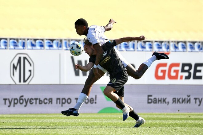 «Чудеса продолжаются». Колос взбешен судейством матча против Зари в УПЛ