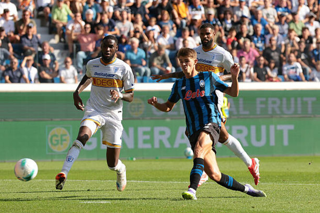 Аталанта разбила Лечче, Удинезе одержало минимальную победу над Пизой