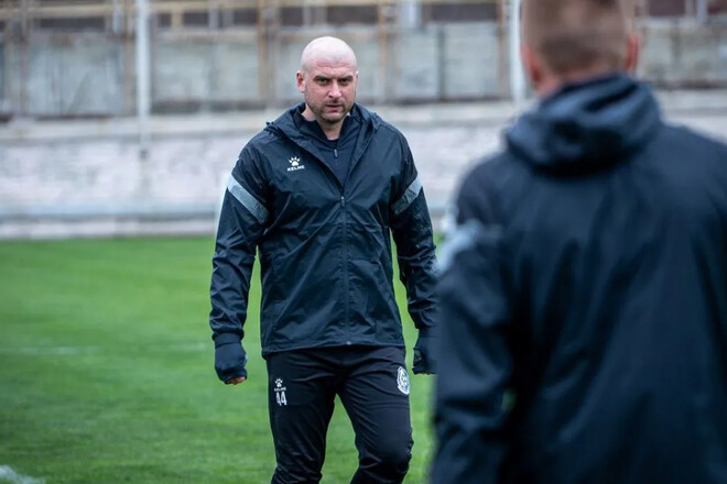 РАКИЦКИЙ: «Не чудите. Вы уйдете – я тоже уйду, мне здесь ловить нечего»