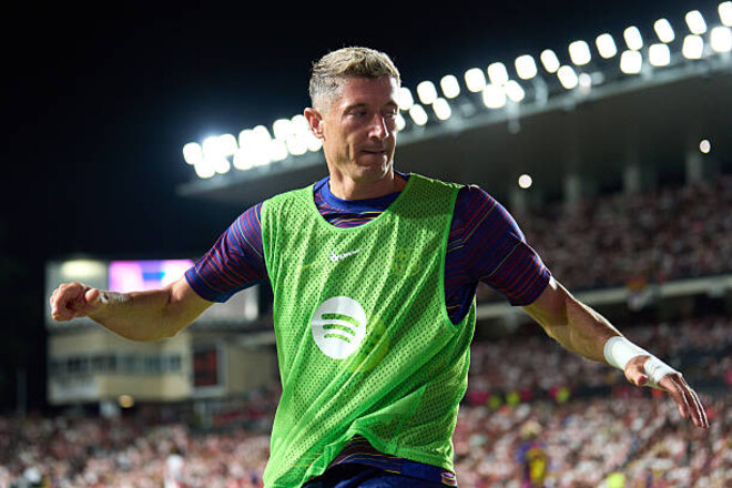 Хто з нинішнього складу Барселони забив найбільше у ворота Валенсії?