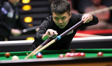 ВИДЕО. Китайский снукерист Чжоу Юэлун сделал 3-й в карьере максимум