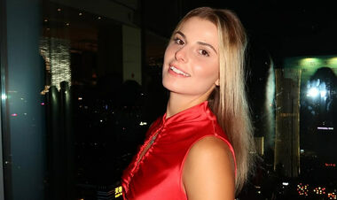 ФОТО. Завацкая приехала в Китай поддержать сборную. Ее тренер – Марченко