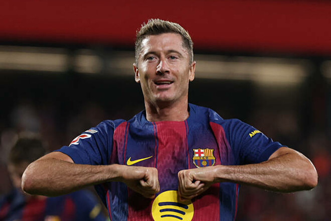 ВІДЕО. Левандовськи оформив дубль у ворота Валенсії