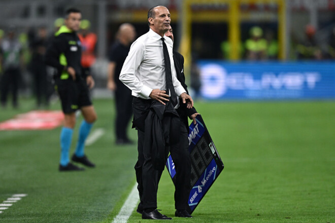 ФОТО. Аллегри вынужденно заменил голкипера, а в конце матча получил красную