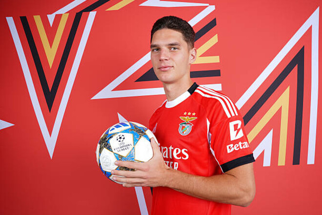 Источник: Тренер Бенфики готовит приятный сюрприз для Судакова