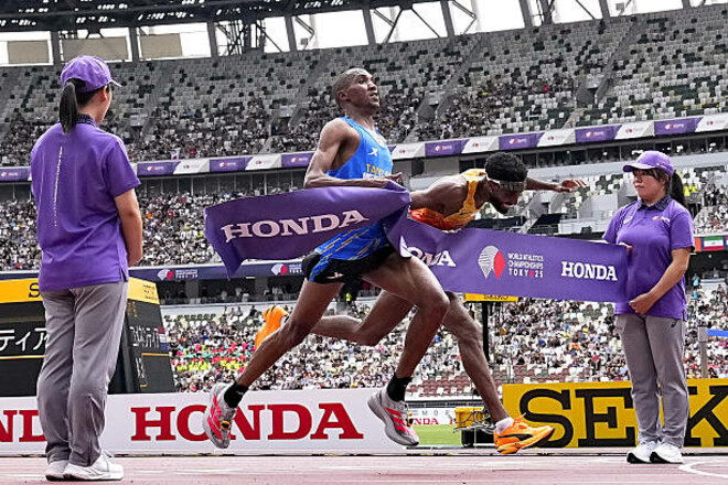 ВИДЕО. Драматичная развязка марафона на ЧМ. Понадобился фотофиниш