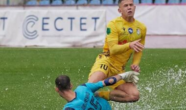 Ужгород – Атлет – 3:1. Футбол чи водне поло? Відео голів та огляд матчу