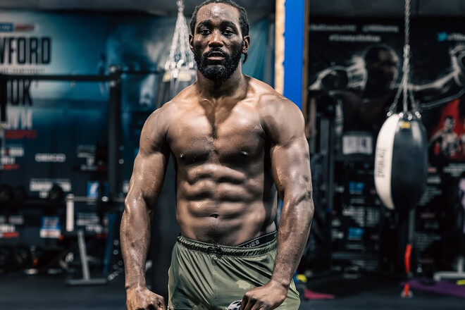 Кроуфорд отреагировал на слова Усика, что он лучший боксер в мире