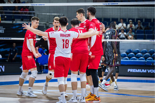 ЧС з волейболу. Чемпіони Європи розбили суперника і вийшли у 1/8 фіналу