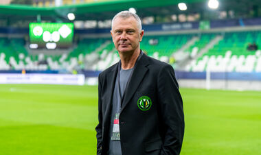 «Ми пам'ятаємо його гру, але...» В Поліссі пояснили підписання Бущана