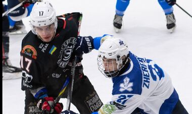 Хаос в українському хокеї. ФХУ не змогла зібратися. Коли стартує сезон?