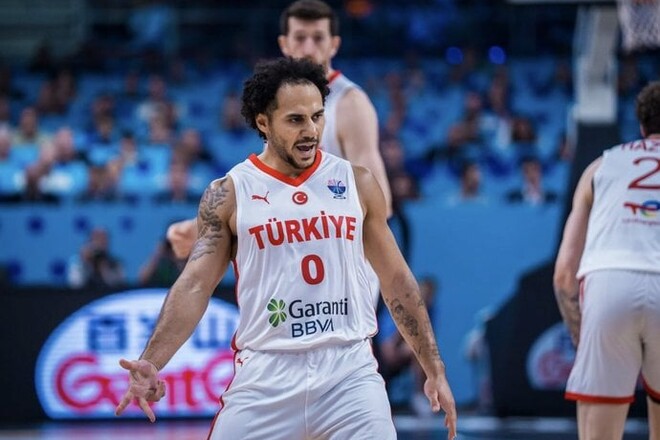 Один із лідерів турецької збірної вирішив завершити міжнародну кар'єру