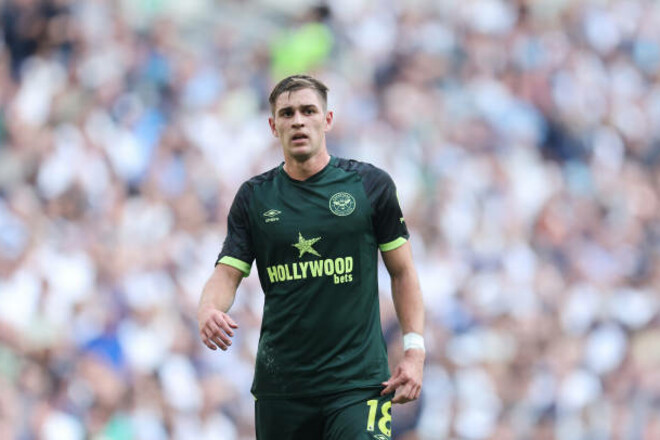 Реалізував пенальті. Відома оцінка Ярмолюка за матч з Астон Віллою