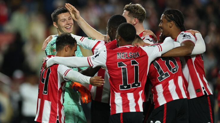 Брентфорд выбил Астон Виллу из Кубка лиги: Ярмолюк забил пенальти в серии