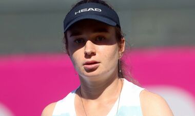 Снигур разгромила нейтралку и вышла в четвертьфинал турнира в Португалии